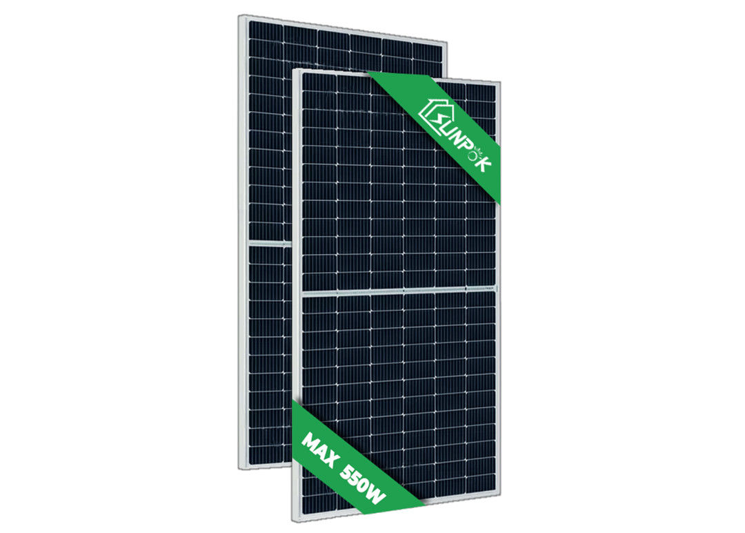 Hitam 450W 550W 600W Mono PV Panel Setengah Sel Modul PV Sel Surya Silikon 12BB