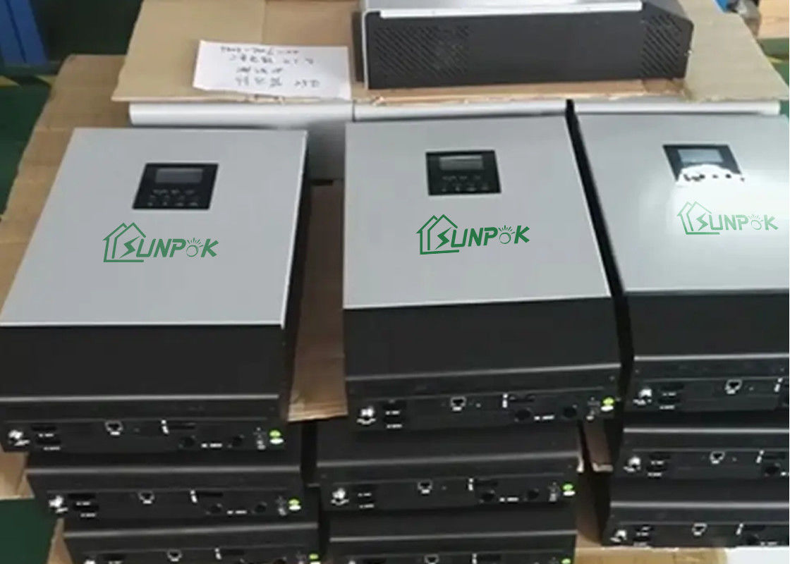 IP32 Off Grid Inverter Ukuran 5kw 8kw 10kw 12kw Dengan Mppt Solar Charge Controller