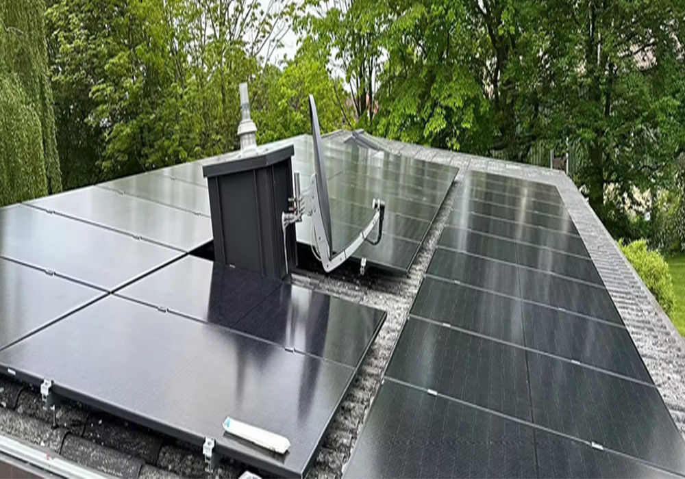 Harga Panel Surya 500w-700w Bifacial Photovoltaic Pv Panel Surya 25 Tahun Garansi Produk